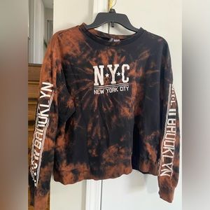 H&M NYC long sleeve